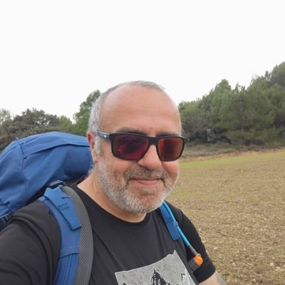 Mon chemin de Compostelle. j'ai déjà parcouru du Puy en Velay en à Logronio en Espagne soit 900 kilomètres il me reste 600 kilomètres que je fais actuellement