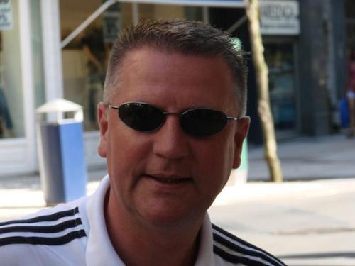 65Tosse's profile picture. Korfbal; Kamperen; Labrador Indy; Italie; Frankrijk; Wandelaar; Sc Heerenveen; Lekker koken en eten; hardlopen;