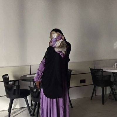 Muslimah|Fashion designer | Business page @salmah_place |STRICTLY BUSINESS RELATED DM’s