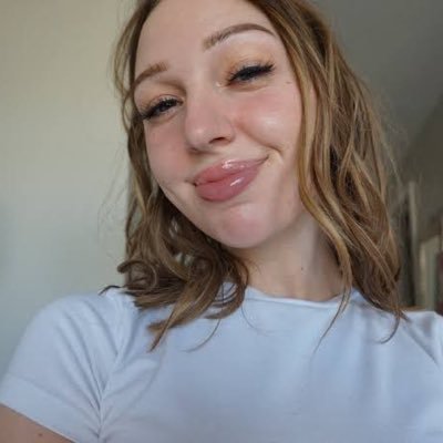 would love to be friends with who is fun to chat with ❤️