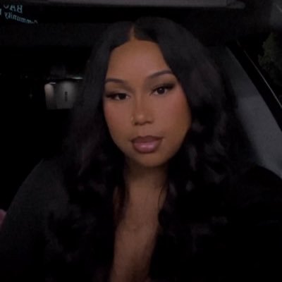 __janaaeeeeeeee's profile picture. 