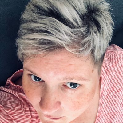 FrauSittich's profile picture. Music was my first love - and it will be the last. ( John Miles ) / Liebt Musik, Tiere, Humor / Lemgo, NRW, Germany