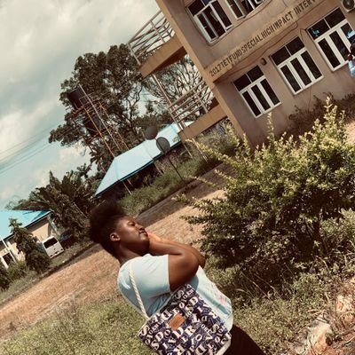 A lover of God🥰.
Abba's Favorite 😍
An Unapologetic believer 🤩
Accountant 🤑