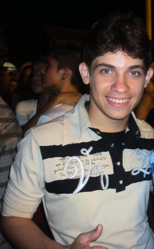 Tenho 17 anos Flamenguista    solteiro
https://t.co/VSPdujfFIF