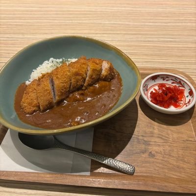 lSL0wjwiVr7979's profile picture. 