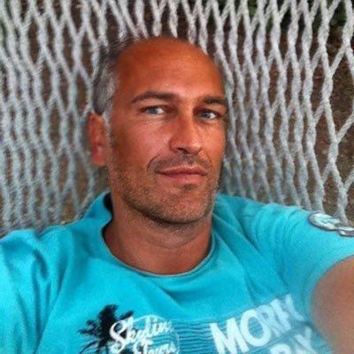 Entrepreneur/(Inter)national tax lawyer/Consultant/Investor📈Traveller 🇺🇸🇸🇪🇳🇴🇬🇷🇨🇦🇬🇧🏎 F1/Indycar 🎧🎫Disturbed, Killswitch Engage, Parkway Drive