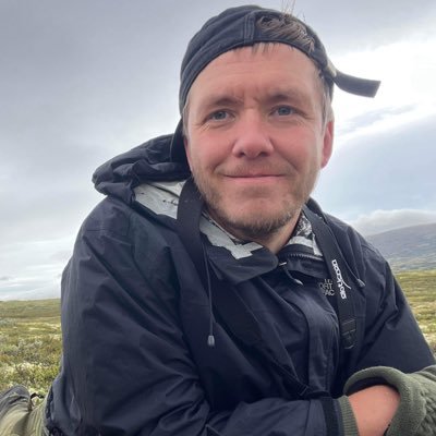 Nysgjerrig, Hundeeier, Psykolog, Veldig glad i X , Lei av groupthink