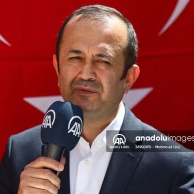 Uluslararası ilişkiler, Dünya ve Türkiye gündemi.