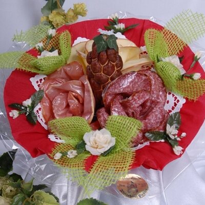 wurststrauß bestellen Geschenkideen gesteck koenen fleischerei
