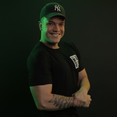 jmlandi3's profile picture. just another one, keep scrolling.