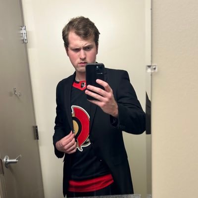 He/Him. Gets way too mad at the #GoSensGo. 4/4 years done at U Waterloo!