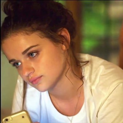 Joey Queen; Freshman; seeking to date only older men exclusively #lewd #RP only. MDNI