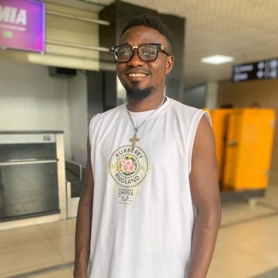 Danielpopo84606's profile picture. 