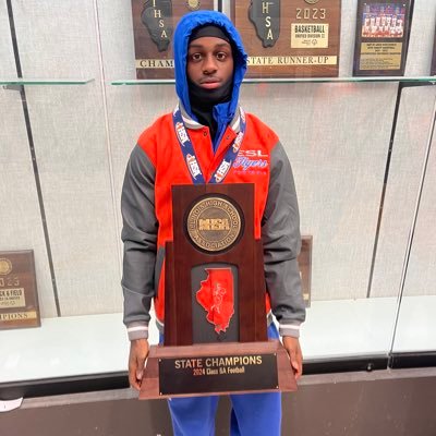 2025 | QB | 6’ 175 | East St. Louis Sr. High School | https://t.co/LJebThl1rK