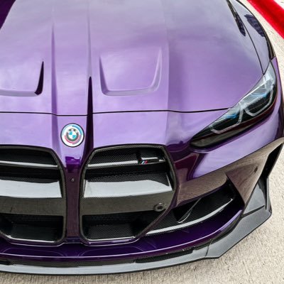 Burstey's profile picture. 