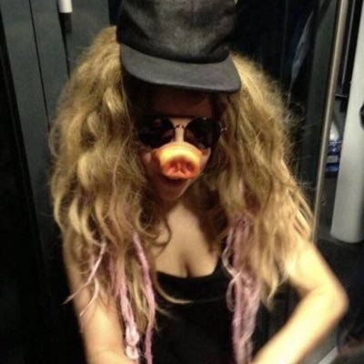 d4ni_ishere's profile picture. some loser fangirl💔💔 js here to retweet stuff I dont rlly tweet anything myself (18)