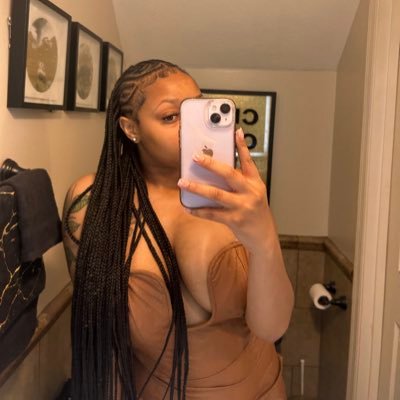 6/27 ♋️🦋 Life only gets harder, but you’ve got to get stronger.