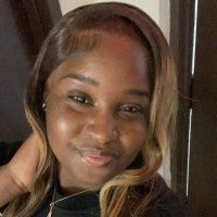 mesha (@meshabella0502) 's Twitter Profile