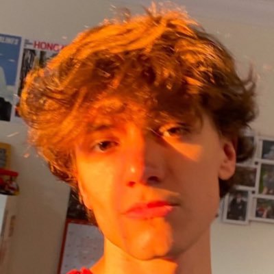 18+ • onlyfans twink with a peachy bum • click the link below 😉