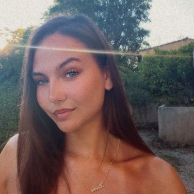 Reemcharlotte's profile picture. 