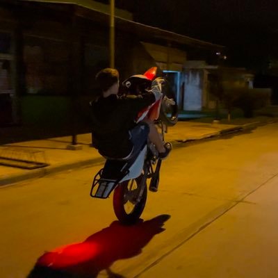 santielizondo4's profile picture. 