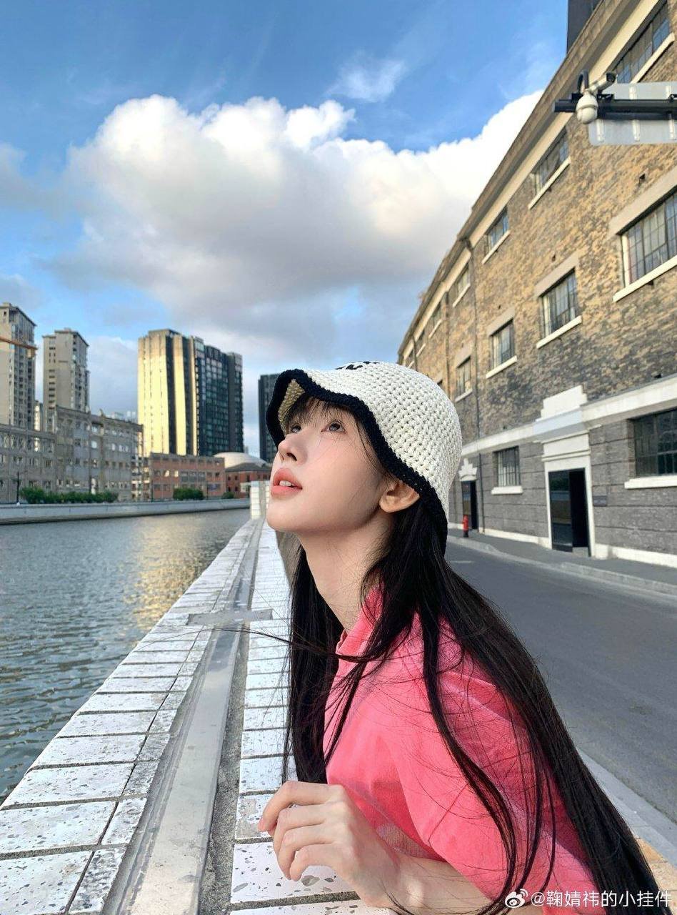 Saresatautnr06's profile picture. Gods determine what you're going to be。