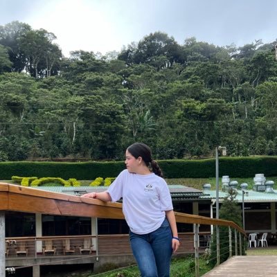 valeriecuadra1's profile picture. ✨Jesus is my savior not my religion✨ IG :Valerienic9le29