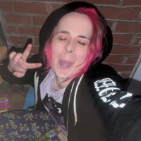 Layka 🏳️‍⚧️ (@pewdantou) Twitter profile photo