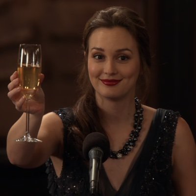 kullanici2211's profile picture. 