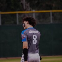 anthony (@antrodrigue08) 's Twitter Profile