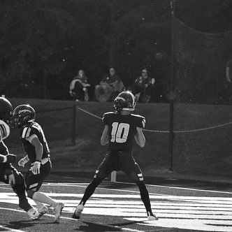 6 1” 175lbs QB Averett University True Freshman