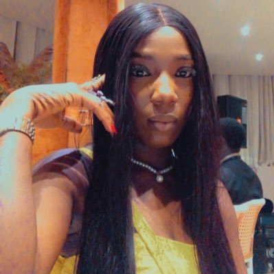 Vnotviky's profile picture. God loves me, I know because he breaks protocols to create room for me.