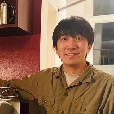 yoshidamakoto84's profile picture. 気持ちの良い「空間」を目指してカフェを運営しています／苫小牧高専卒／大学編入失敗／24歳から一転料理人の道へ／料理人歴15年／海外で飲食店起業する方法、料理についてつぶやきます／北海道苫小牧市出身