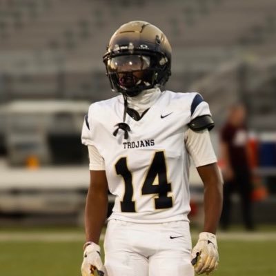 #14 wr/db 📍 5’8 / 155 lbs -804-536-8566 contact co/27 @Manchester_FB