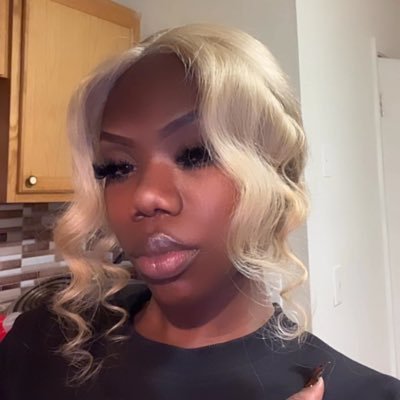 molly__love__'s profile picture. 