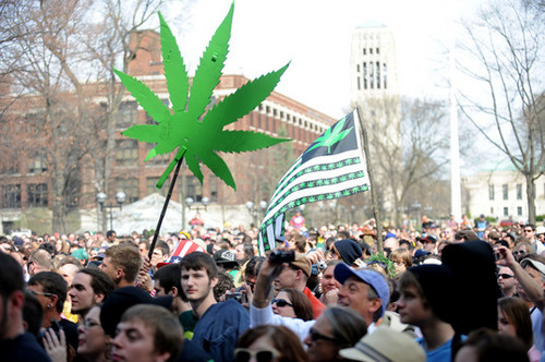 The Official Ann Arbor Hash Bash Twitter
Hash Bash is an annual event held in #AnnArbor MI, on the first Saturday of April at High Noon.