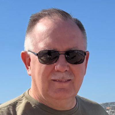 AzCatStacker's profile picture. 