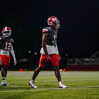 St. Pius X - St. Matthias Academy | 3 ★ ‘26 ATH | 6’2 185 | contact information: 3234063149
