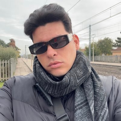 Azottorai's profile picture. 