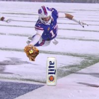 Rib-Eye Wallace (@ghosthenderson) 's Twitter Profile Photo