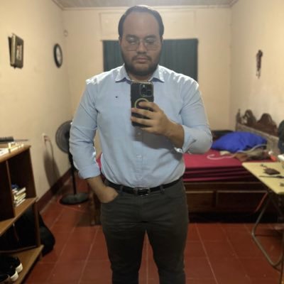El triunfo no es definitivo, el fracaso no es fatal. Lo que cuenta es el valor para seguir adelante. -Winston Churchill.