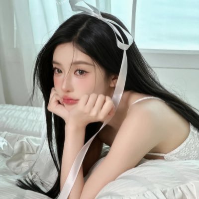 🐈⬛*⑅♥どうせ高いお金払うなら無駄なことしたくない❗️🩶目指せ『ファンデとリップだけで可愛い』🩶整形 | 美容 |渡韓情報🩶有益ツイートはハイライトに✨