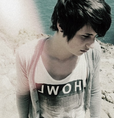 PR_Wordenshire's profile picture. Every Batman needs his Robin, but only a Dark Knight can handle a Squire. 

[Program: Robin operative.]