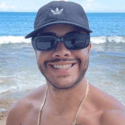 Puerto Rican with an amateur OnlyFans to experiment new things and show off my body. https://t.co/jL356MLSSw