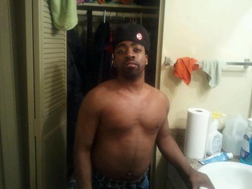 HustleManTJ's profile picture. Making money, spendin money, living, luvin life make sure u follow me big things comin soon. #TeamFollowBack, #TeamSexyLadies, #TeamPrettyLadies