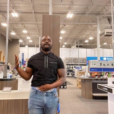 🇱🇷 🇬🇳 soso boy Mac-vibes the real blank face. insta: sumo_marcus Snapchat: gracieeebon345