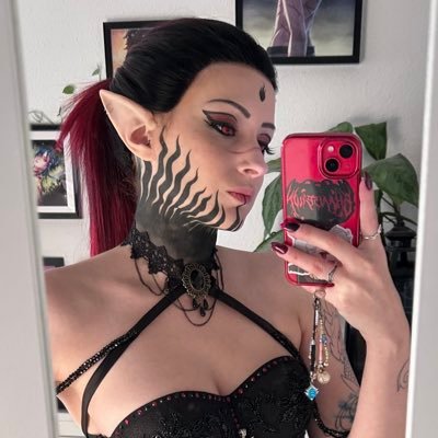 SaiyaCosplay's profile picture. ✨Cosplayer from 🇩🇪 ✨