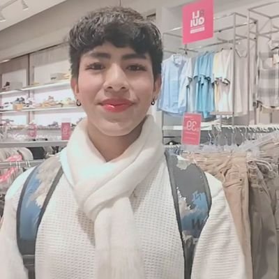 MicaelChuq60494's profile picture. *"Ni las estrellas brillan más que yo"*👐👑