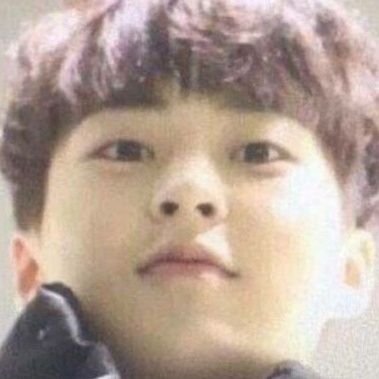 heyyou_ehehe's profile picture. xiuminnie 🤍
(rest)