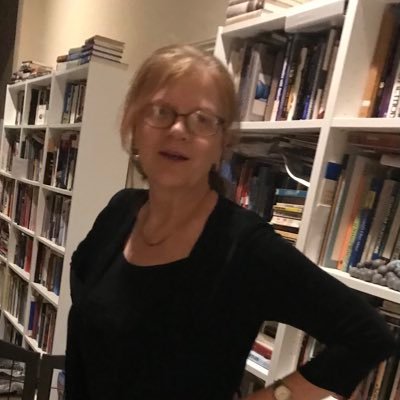 🌲🌲🌲Pines Library started in Cat Spring, TX. I am the librarian. I share my passion for reading, art and learning.